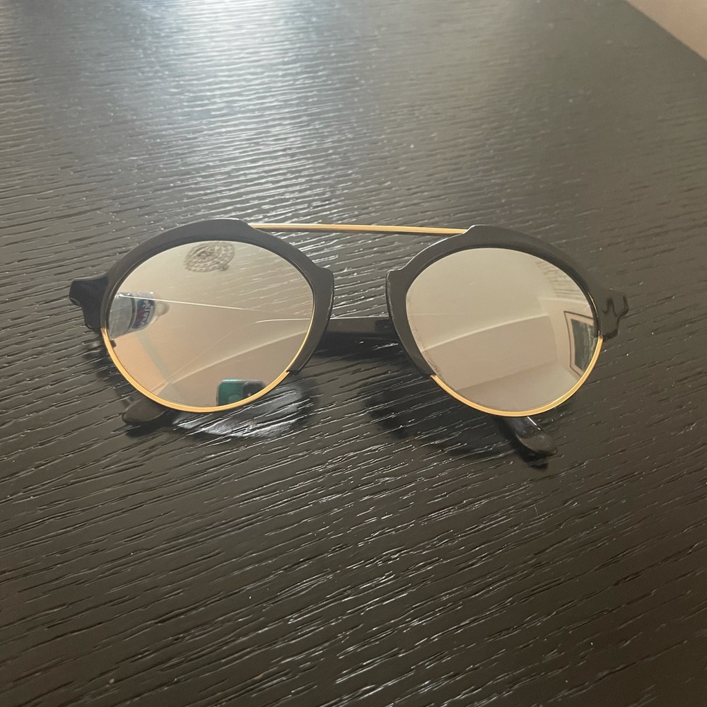 Illesteva aviator mirrored sunglasses